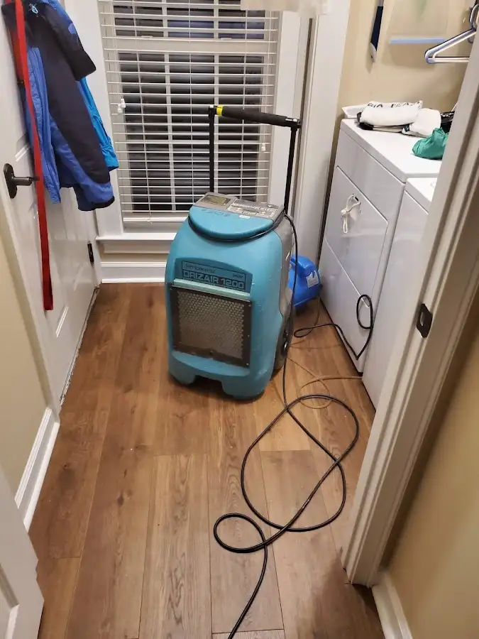 Commercial dehumidifier deployed for Crawl Space Restoration in Kill Devil Hills